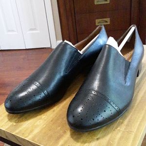 New Chocolat Blu Black flats